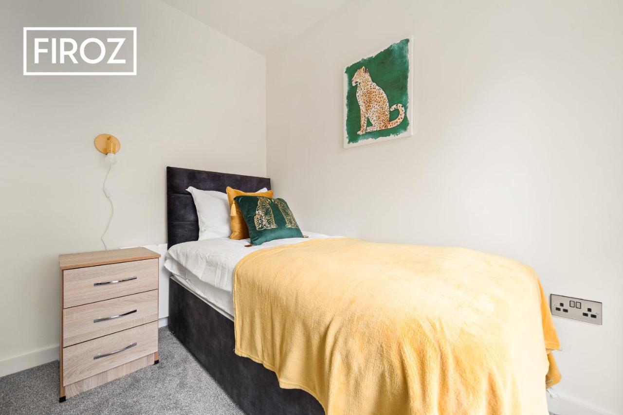 Spacious 4 Bedroom 3 Bath House For Families & Contractors With Free Parking, Fast Wi-Fi & Netflix By Firoz Property Management Λιντς Εξωτερικό φωτογραφία