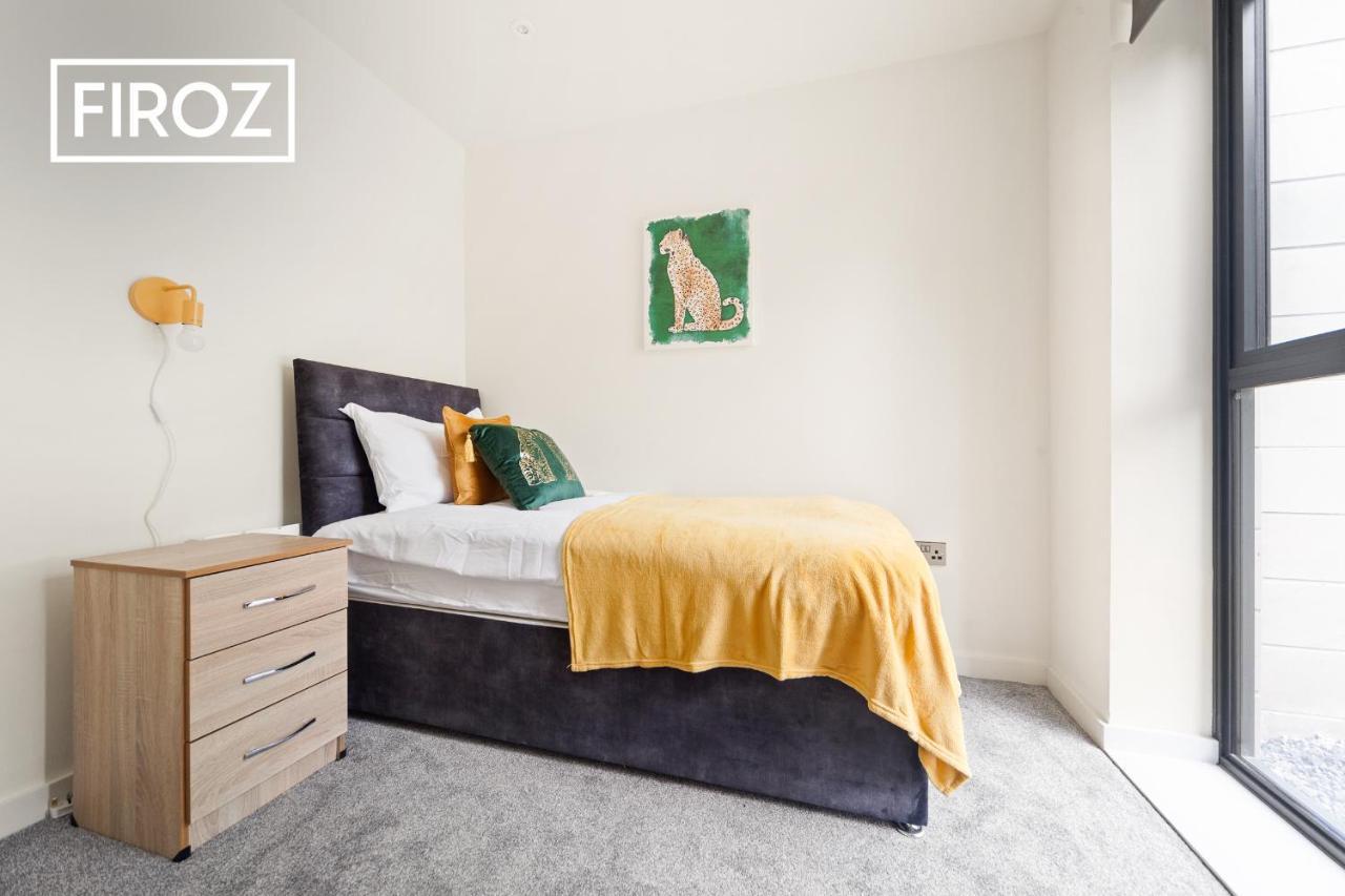 Spacious 4 Bedroom 3 Bath House For Families & Contractors With Free Parking, Fast Wi-Fi & Netflix By Firoz Property Management Λιντς Εξωτερικό φωτογραφία