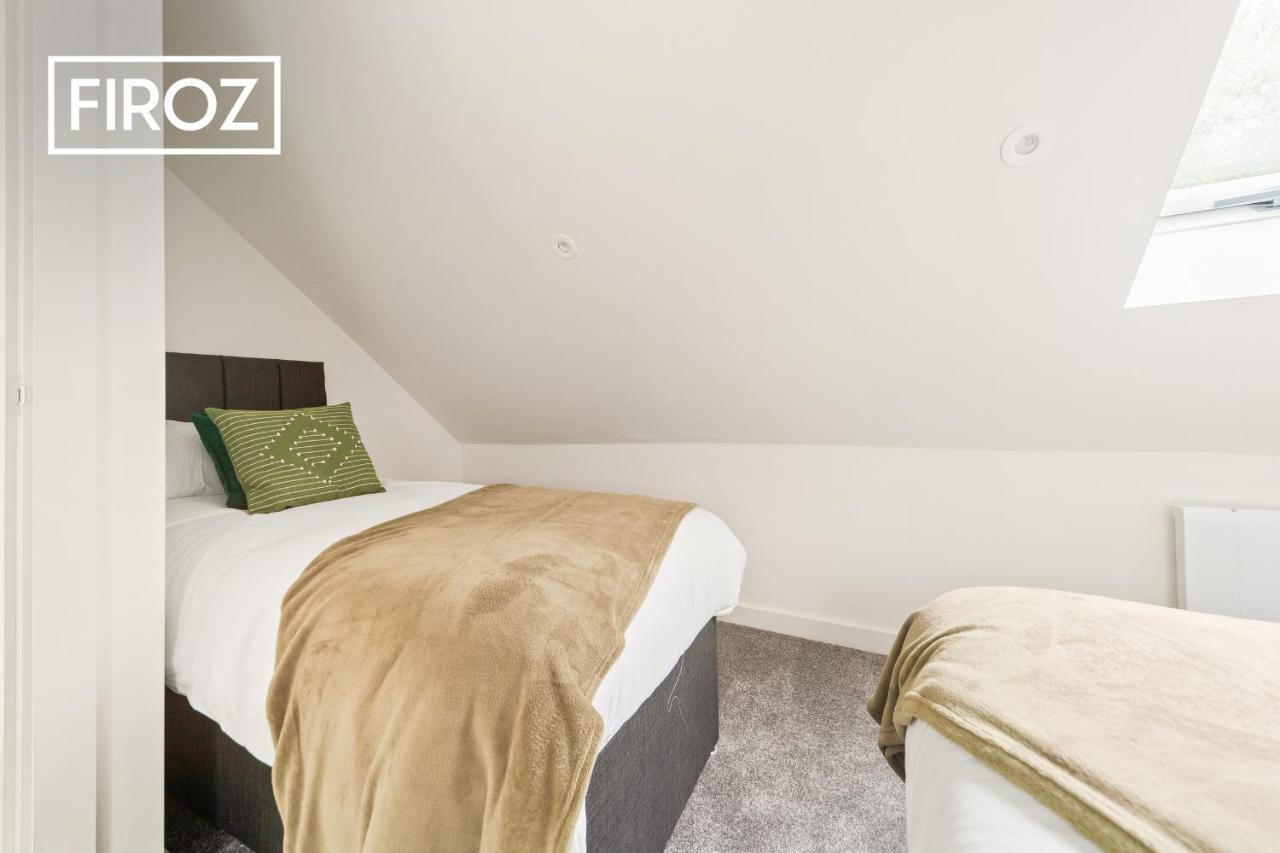 Spacious 4 Bedroom 3 Bath House For Families & Contractors With Free Parking, Fast Wi-Fi & Netflix By Firoz Property Management Λιντς Εξωτερικό φωτογραφία